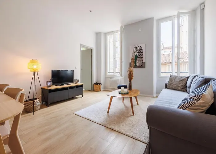 15 Minutes Du Vieux Port, Confort Et Espace Au Calme Du Palais Longchamp